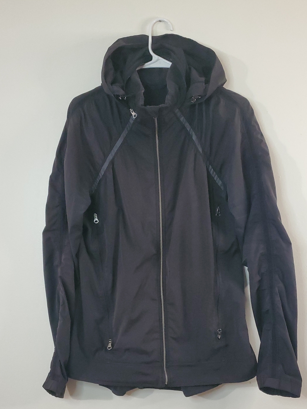 Lululemon Gather And Sprint Black Hooded Lightweight Windbreaker Zip Jacket 10
